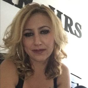 Meet your Posher, Veronica